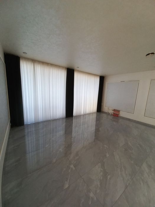 Ижарага жой Терасса 200м²130м²Г.Узоков билан Кукча ораси 4-этажда