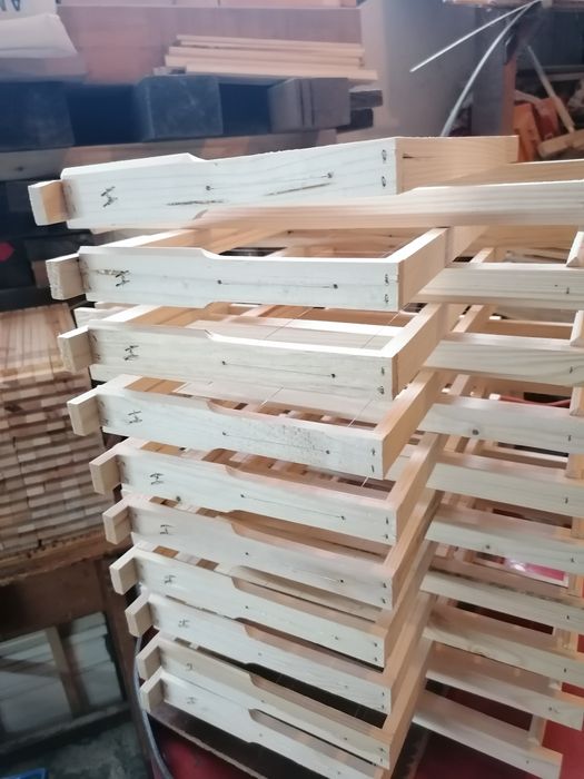 Пчелни рамки от производител