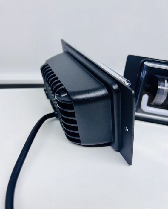 противoтуманныx фара LADA