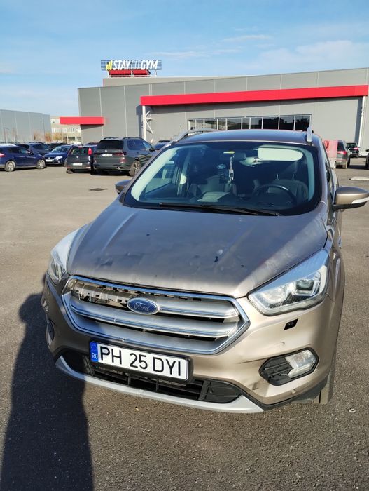 Vînd sau schimb Ford kuga benzina