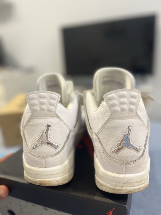 Air Jordan 4 Pure Money