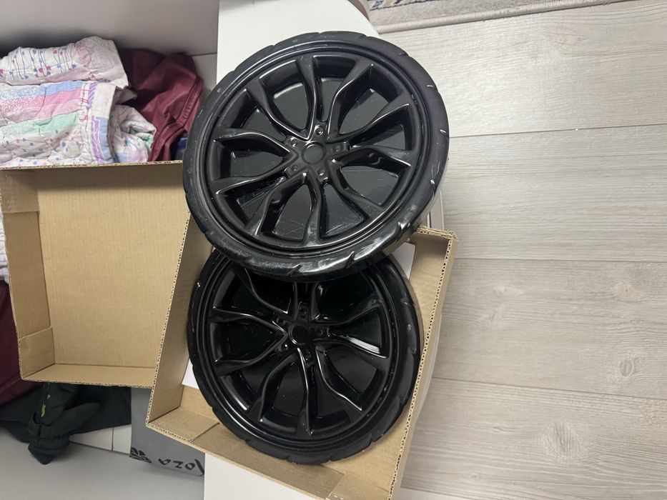 Кровать для мальчиков, машина