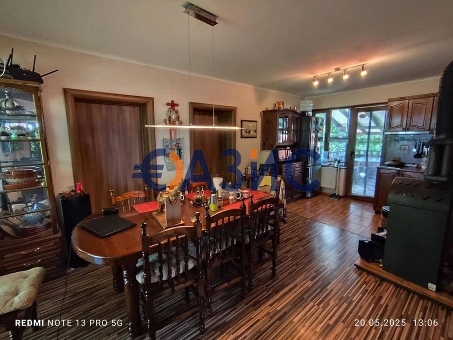Продава се Къща в с. Порой, Област Бургас - 200 кв.м за 498 €/кв.м - Снимка #1
