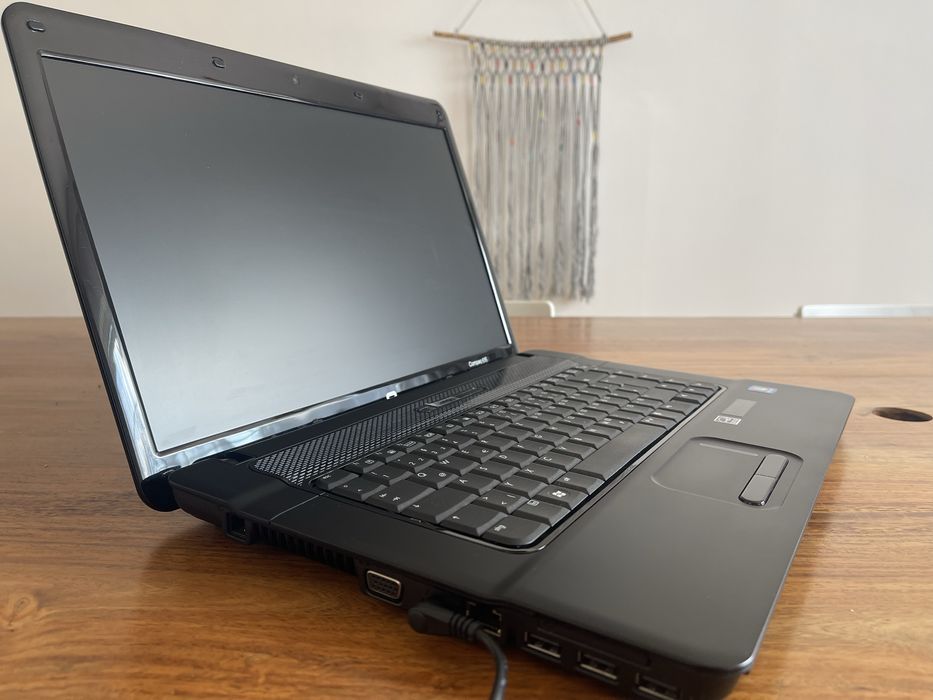 Laptop Compaq 615 Impecabil ca NOU OFFICE