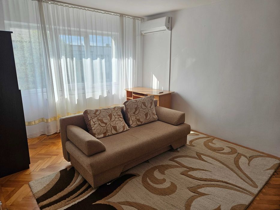 Proprietar inchiries apartament pe str. Mioritei