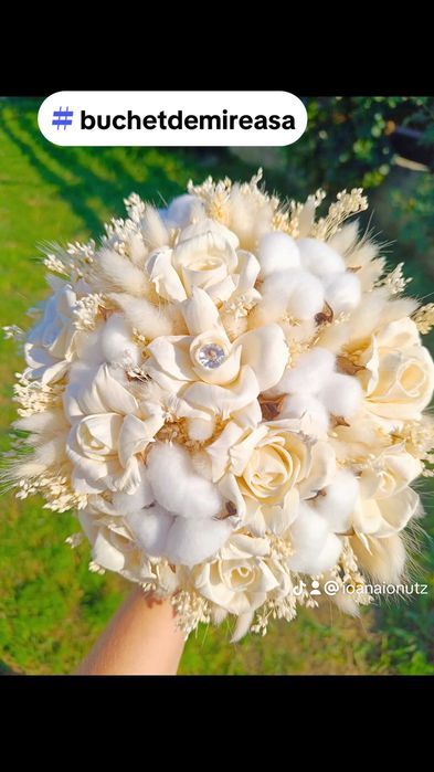 Buchet nașa sau mireasa,se pot realiza și alte modele