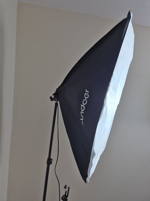 Продавам студийно осветление Andoer – Пълен комплект за фотография и в