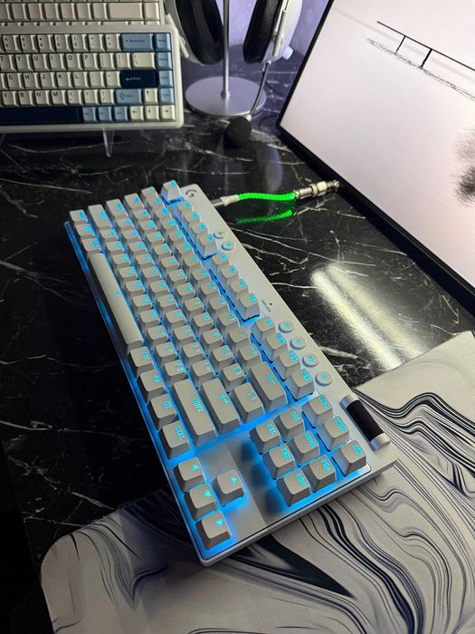 Logitech G Pro X TKL Rapid