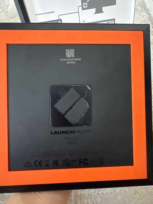 Миди MIDI-клавиатура Novation Launchpad Mini MK3