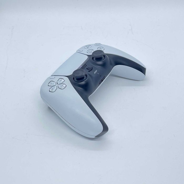 Оригинален PS5 DualSense контролер – бял