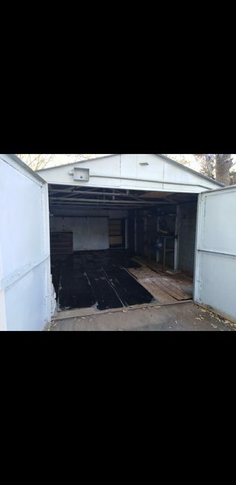 Продам гараж в Рудном