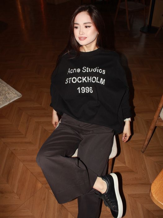 Canon EOS 1200D продаётся