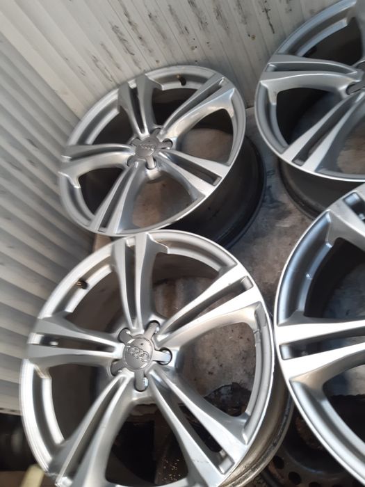 Set jante R20 Audi originale 8..5j ×20  et 45   5×112