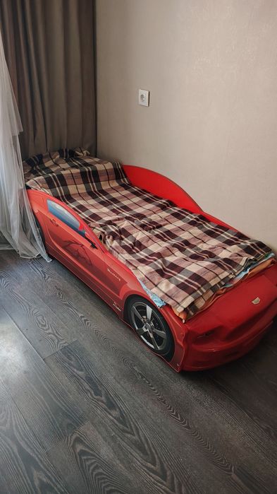 Продам диван и детскую кроватку