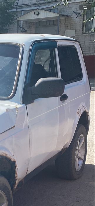 Дверь водительская Нива 21214