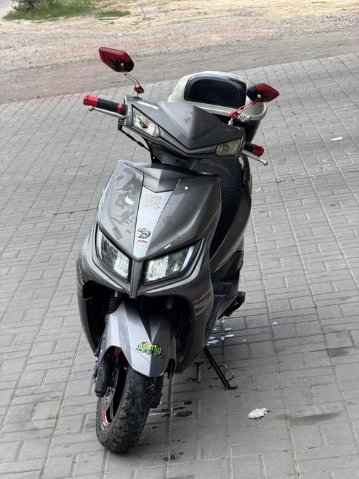 Продам мопед м8 на ходу
