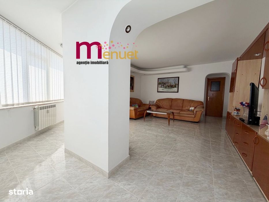 Apartament 3 camere,luminos,strada Victoriei