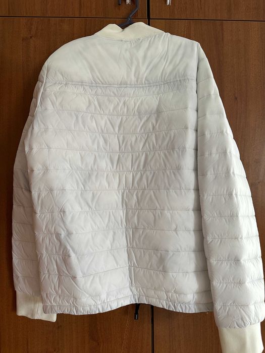 Белая куртка новая Bershka