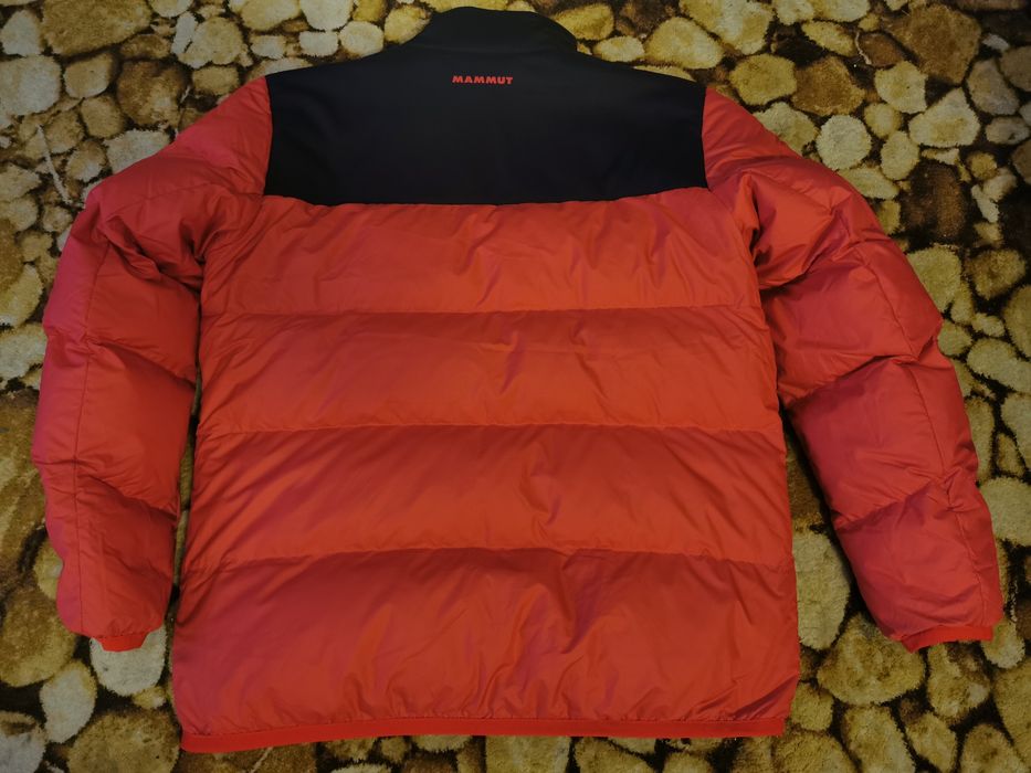 Geaca Puf Mammut 2 fete L Salewa La Sportiva Arcteryx Ortovox  Salomon