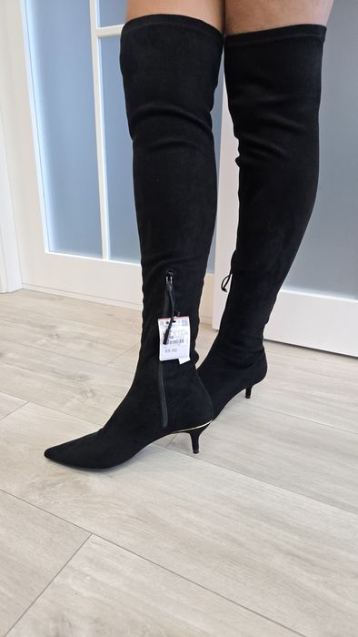 Демисезонные ботфорты Zara