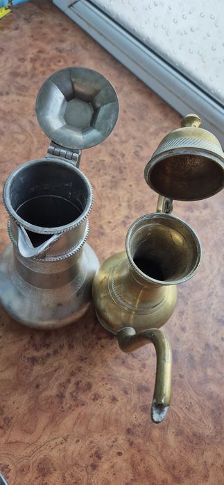 Carafă și ceainic