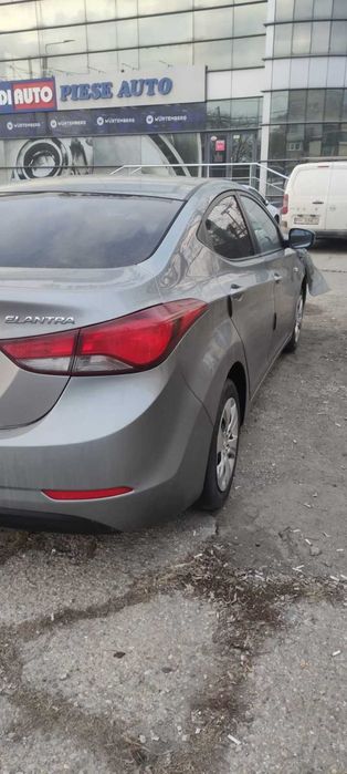 Dezmembrez Hyundai Elantra an 2016, 1.6 benzina, manuala