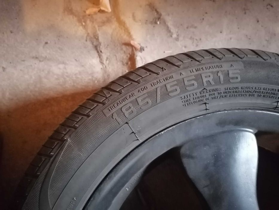 Гуми с джанти 185 55 15
