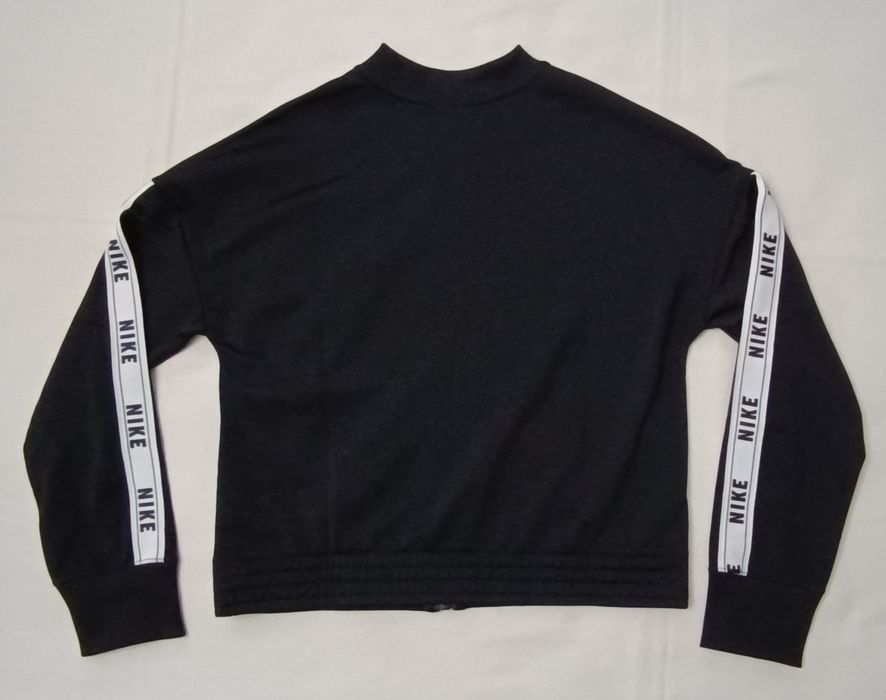 Nike Sportswear Tracksuit оригинален екип ръст 146-156см горно и долно