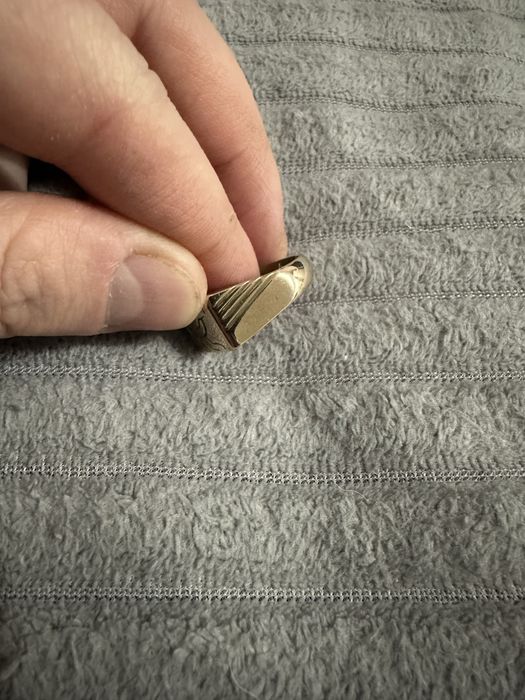 Продам кольцо мужское