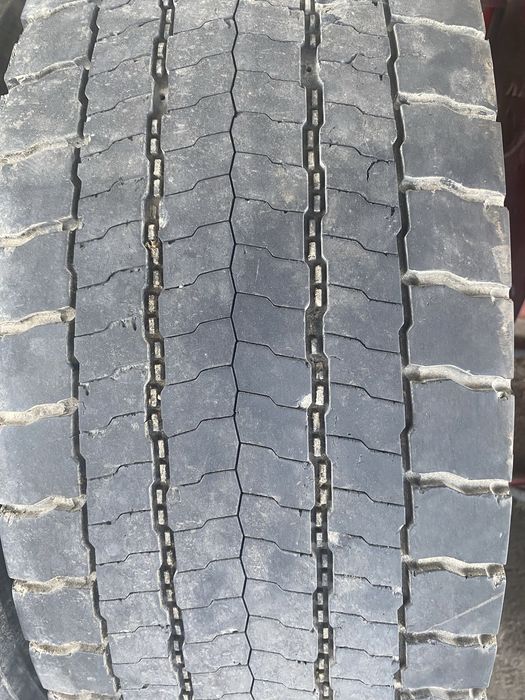 Продам колеса 295/60/22’5