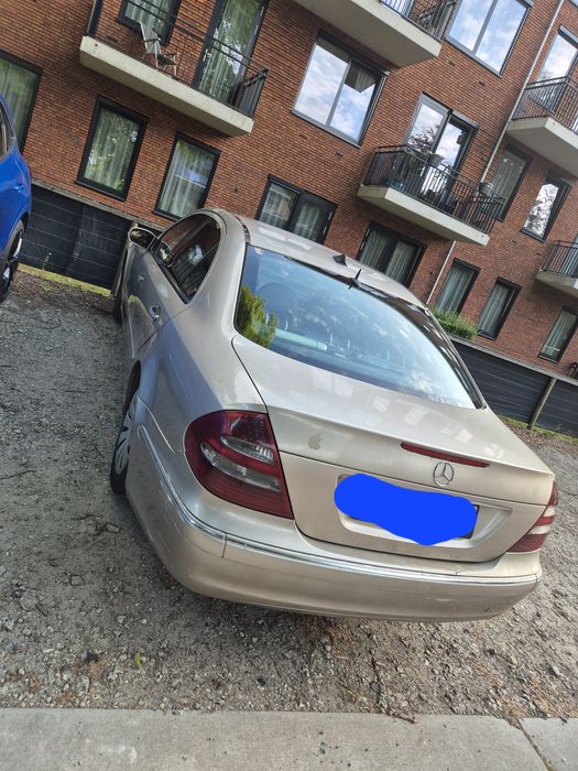 Mercedes e class 2.2 disel elegance