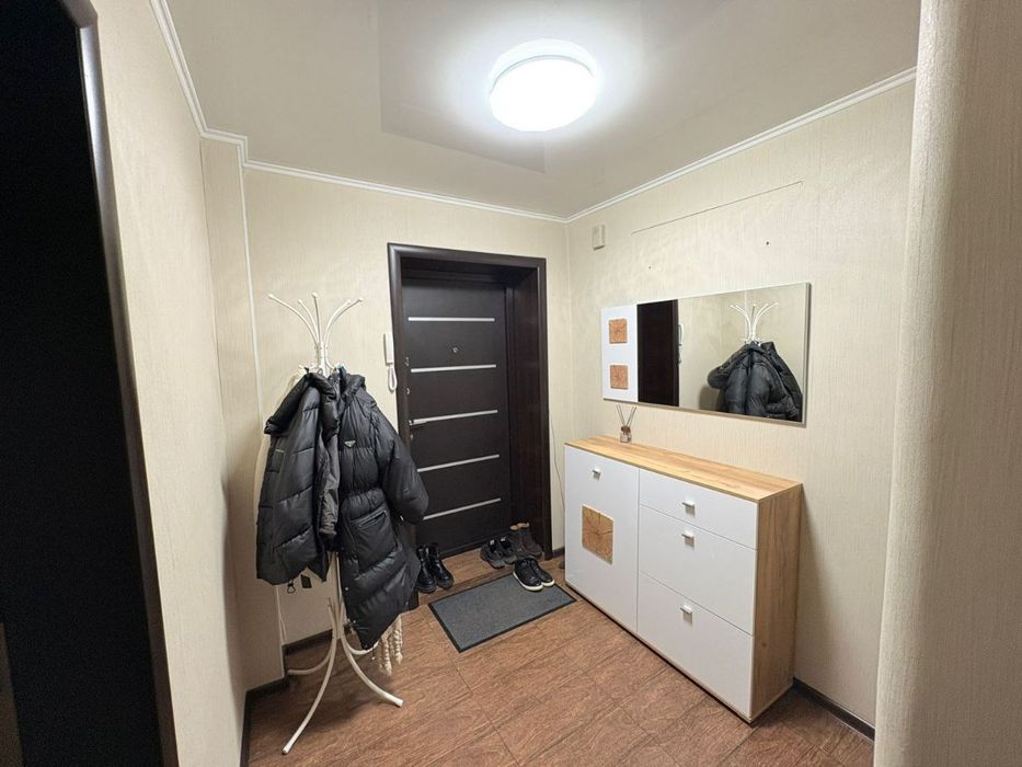 Продам квартиру 3-х комн