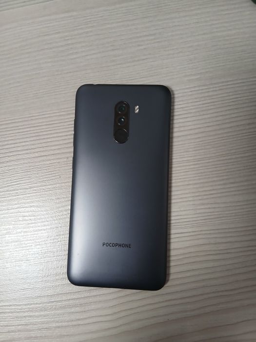 Poco f1  Snapdragon 845