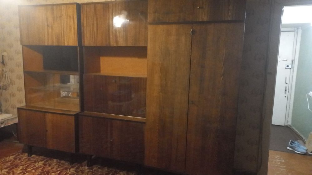 2 секции стенки + шкаф