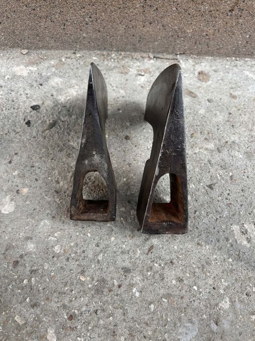 Стари големи брадви български с печат