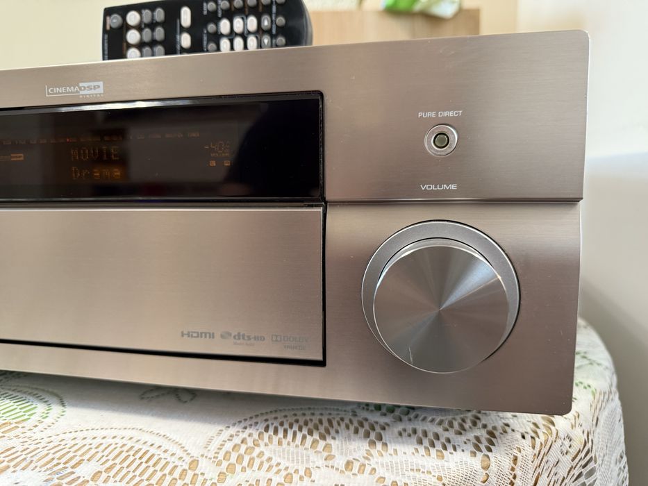 Yamaha RX-V1900 usb Hdmi