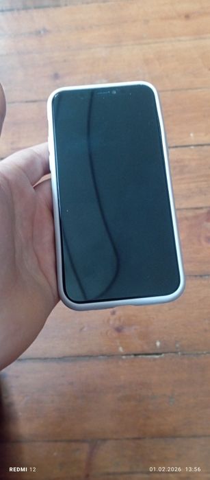 Продам айфон 11 про