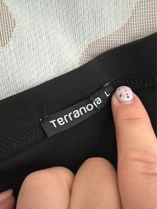 Rochie neagra eleganta