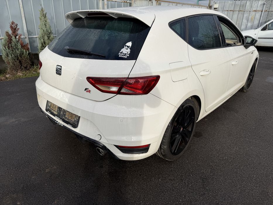 Seat Leon FR 1.4tsi на ЧАСТИ