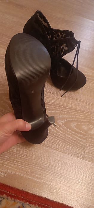 Ботильоны на каблуке