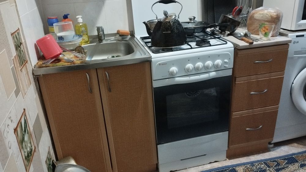 Продам кухонный гарнитур.