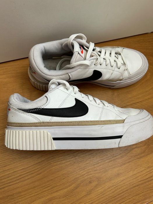 Nike court legacy