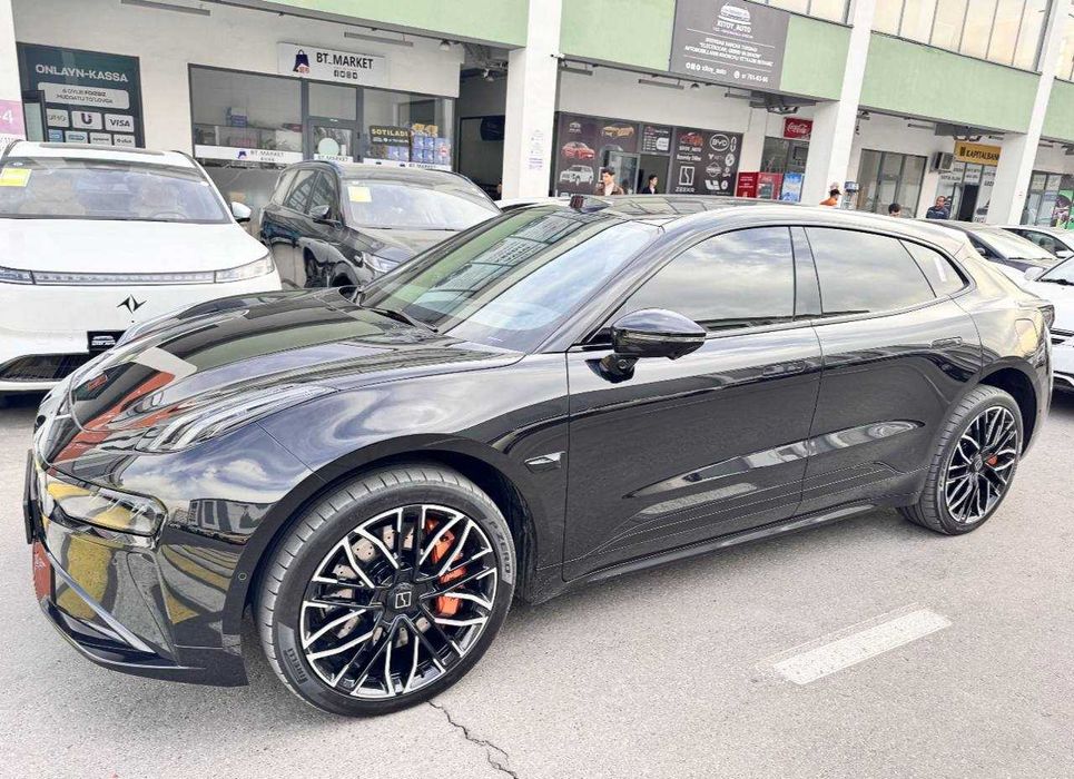 Zeekr 001 2025 — 5