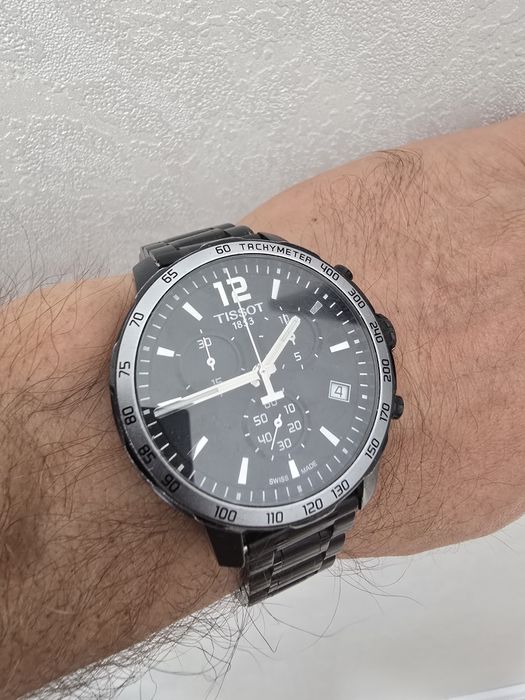 Часы Tissot Quickster Chronograph