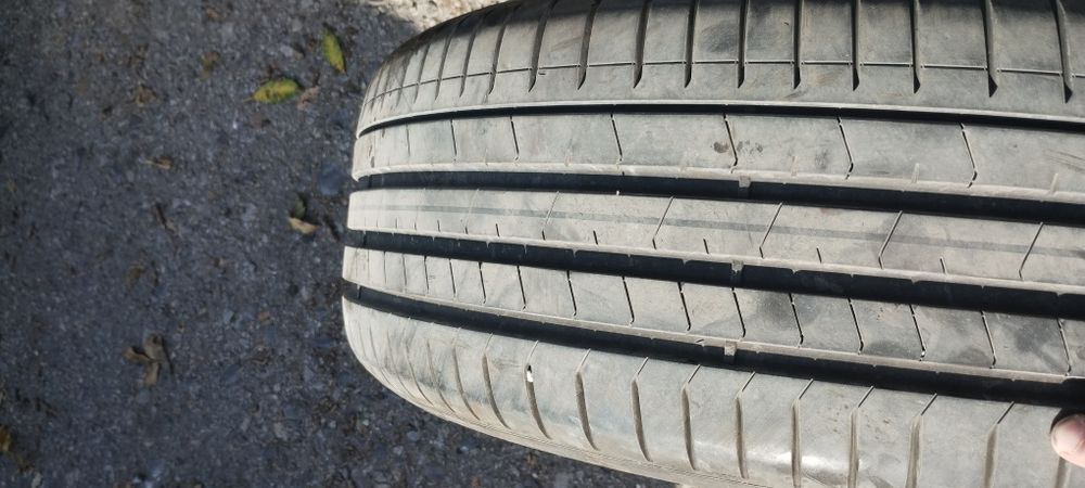 Летни гуми 235/50/19