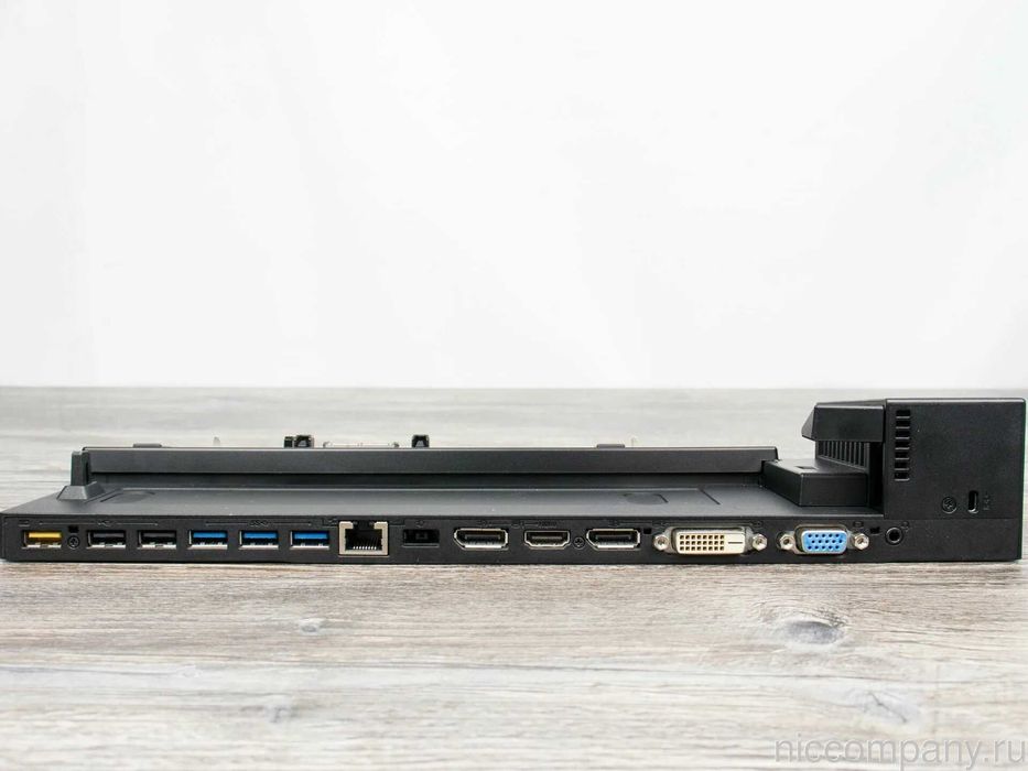 Док-станция Lenovo ThinkPad Dock / Есть количество