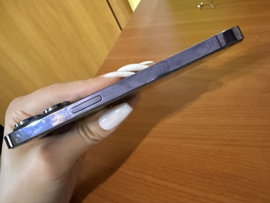 Iphone 14 Pro Purple КАТО НОВ