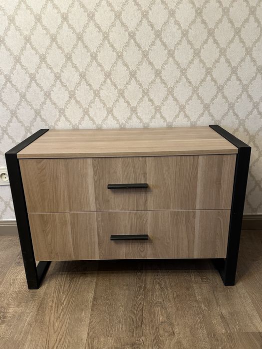 Туалетный столик и комод