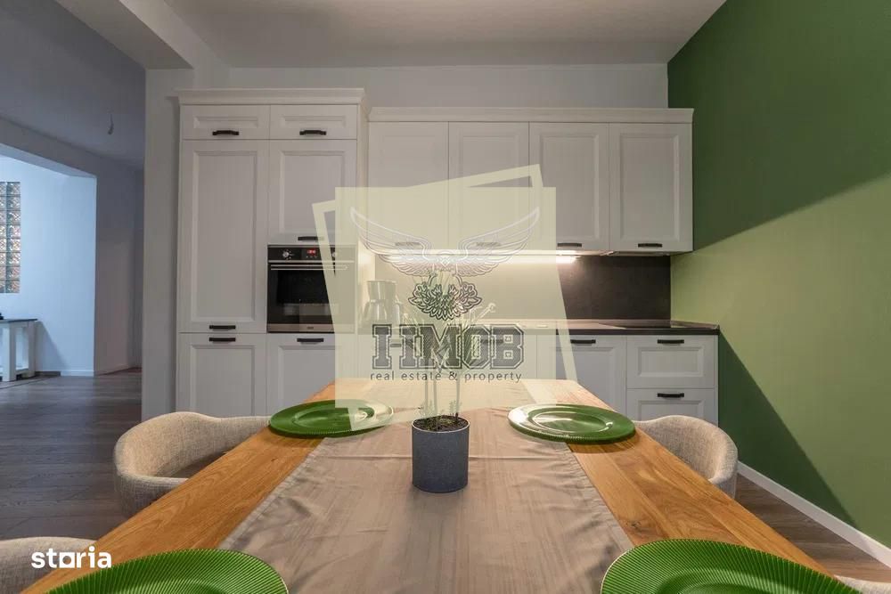 Apartament de LUX 3 camere si curte Parcul Sub Arini