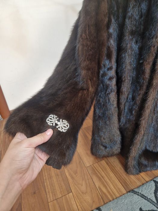 Продам шубу чистый норка